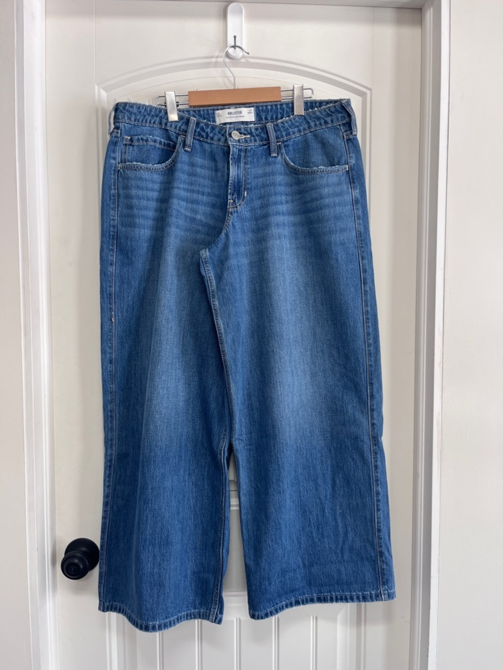 Hollister Low Rise Super Baggy Jeans Size 12